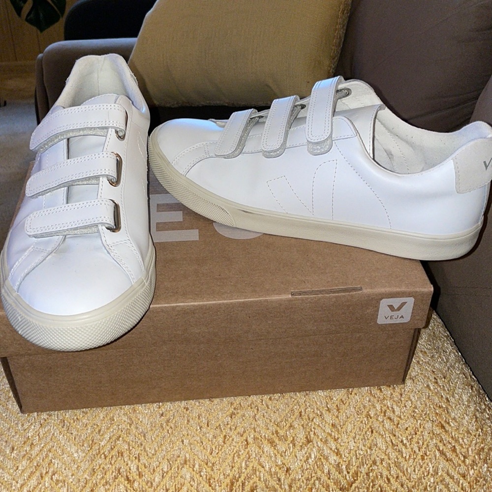 Veja sneakers